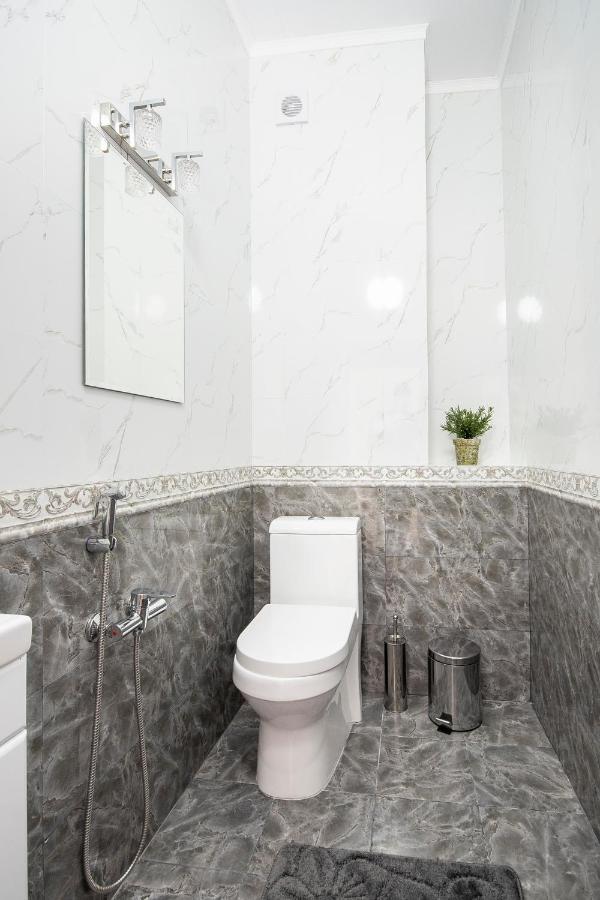 Razmestim В Жк Шахристан На 15 Этаже Almaty Extérieur photo