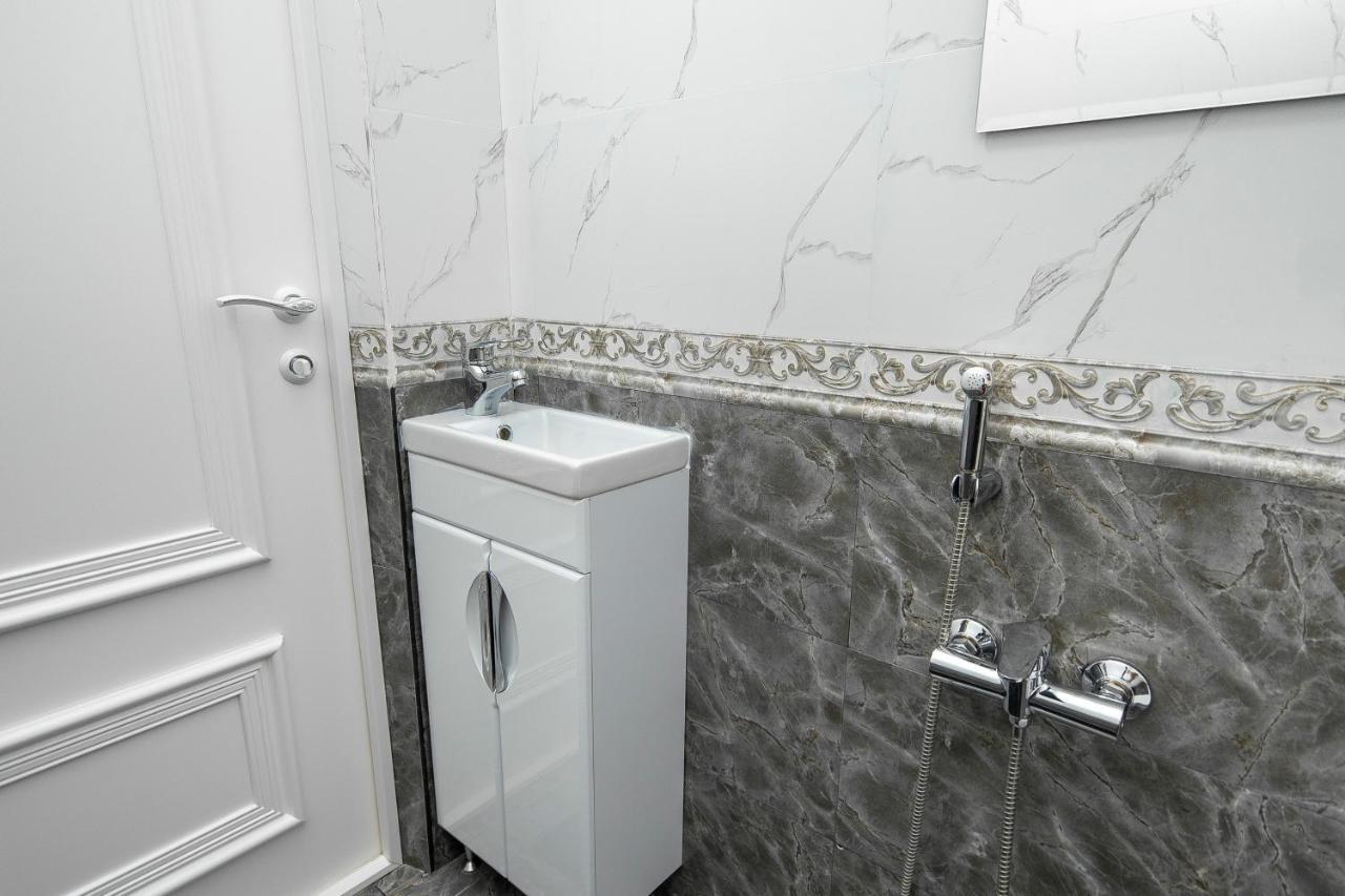 Razmestim В Жк Шахристан На 15 Этаже Almaty Extérieur photo