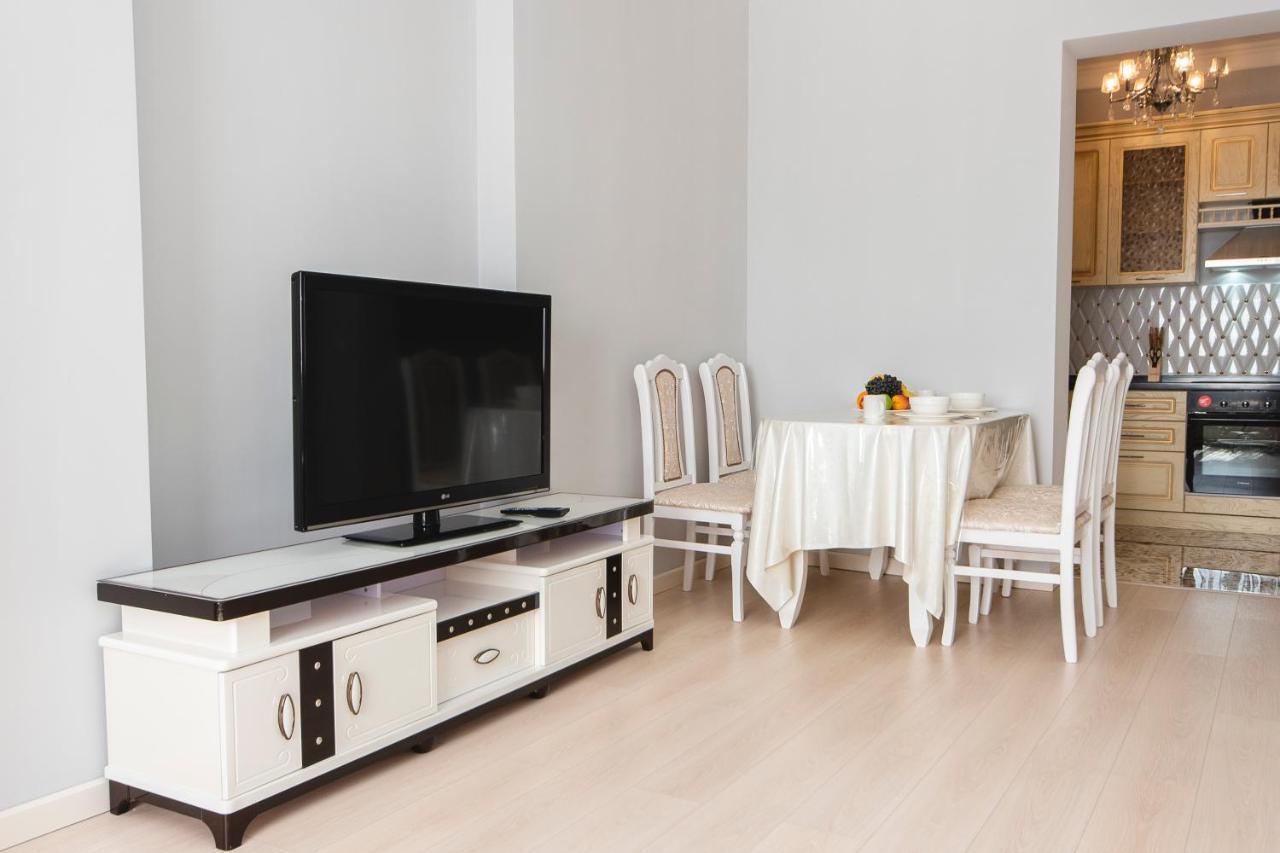 Razmestim В Жк Шахристан На 15 Этаже Almaty Extérieur photo